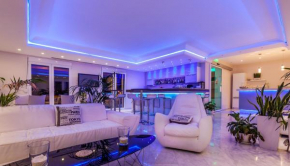  Pearl Bay Hotel Apartments  Вронтадос
